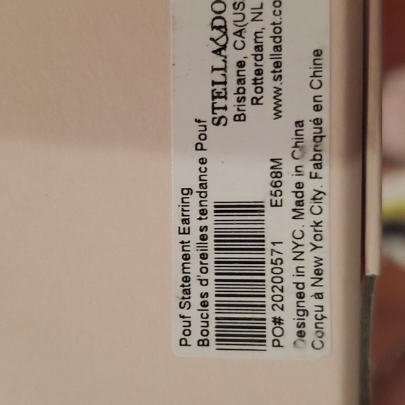 Stella & Dot Pouf Statement Earrings - Picture 3 of 3